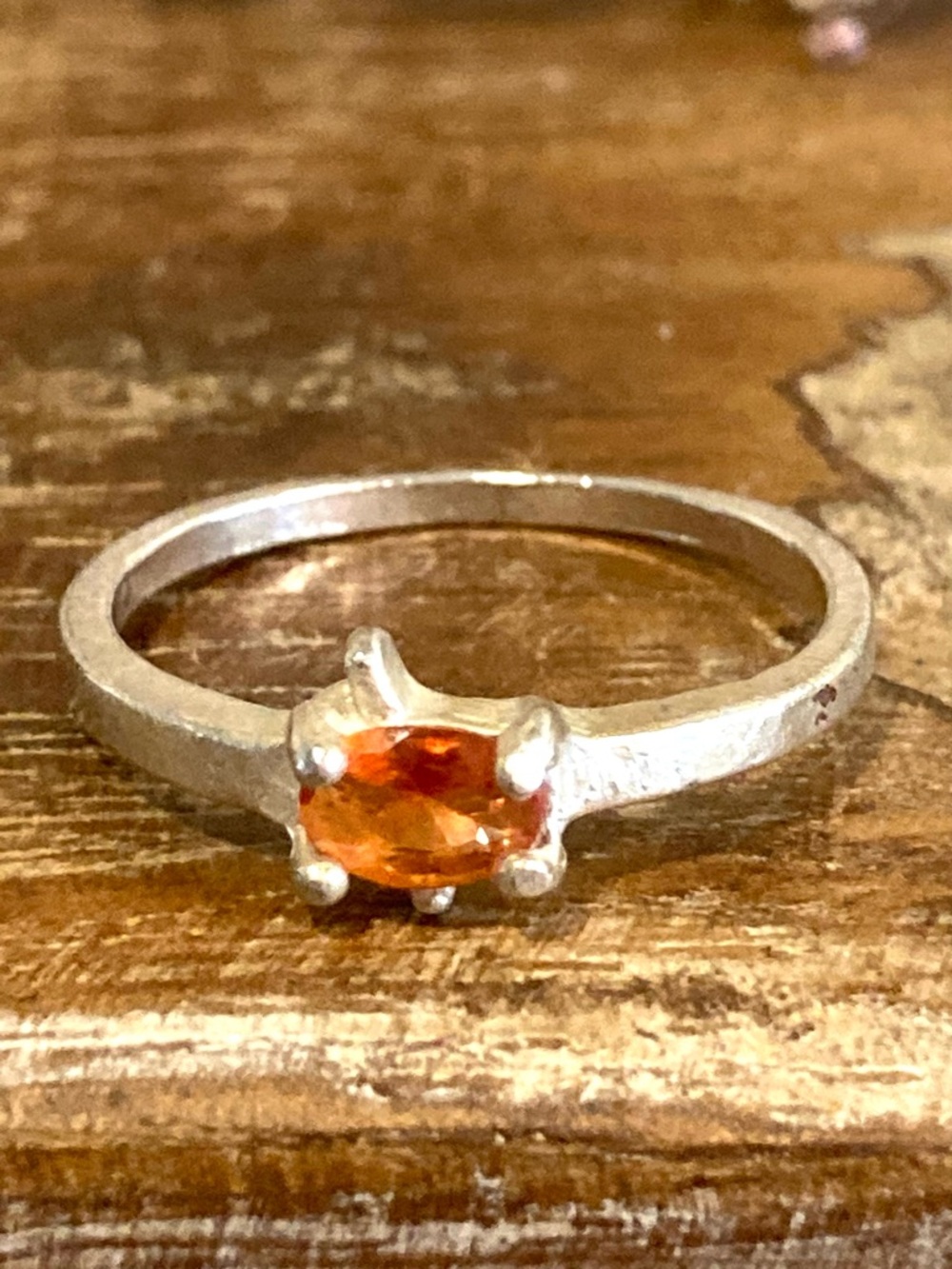 Sterling Silver Orange Gemstone Ring • Size 9 • Handmade Look • Wonky Prong - Picture 3 of 16